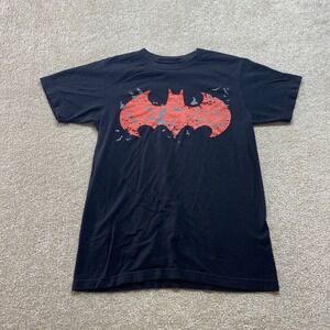 Batman Shirt Mens Small Black Short Sleeve DC Comics Bat Symbol Graphic Tee